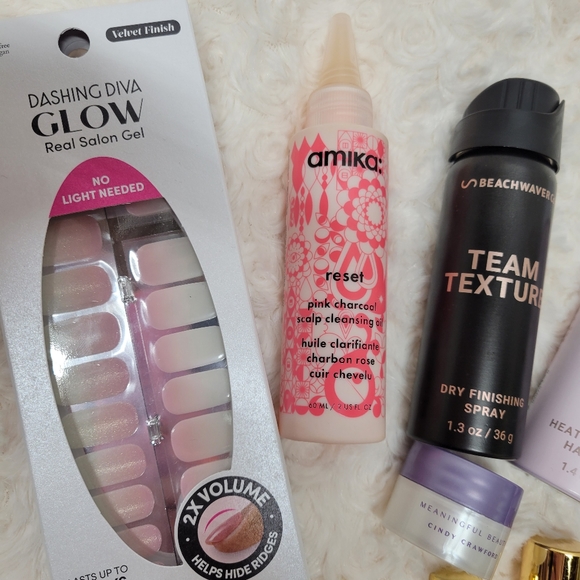 SOLD     Beauty Stocking Stuffers - Picture 5 of 10